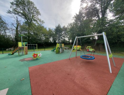 Aire de jeux pour enfants – Le Guerno
